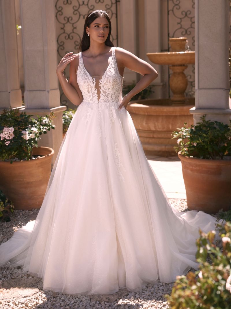 Brautmode Marburg brautkleid große Größe Curvy-Brautkleid Bianco Eventio
