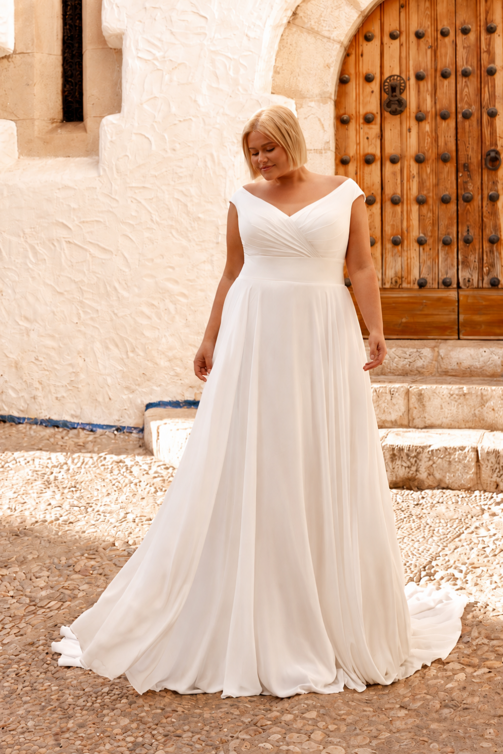 Curvy Brautkleid elegant & schlicht 
