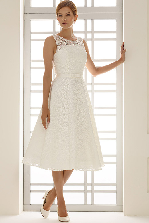 Brautkleid mit Spitze