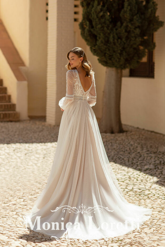 Brautkleid Langarm ivory leichter Tüll