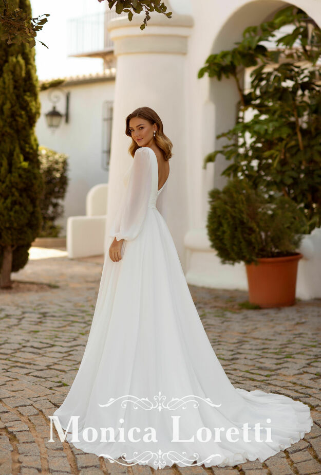 Brautkleid elegant clean und sexy