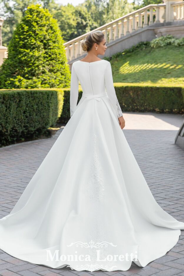 Monica Loretti 2023 Brautkleid